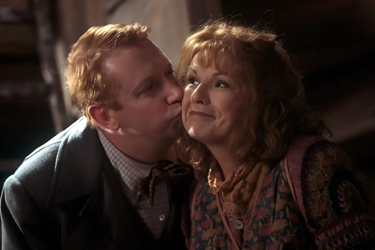 Molly and Arthur Weasley – Magic, Love, and Warm Jumpers
