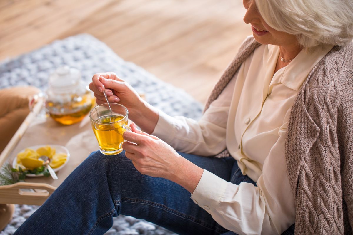 Herbal Teas and Therapy With Warm Water