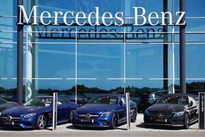 Mercedes-Benz UK dealerships closure