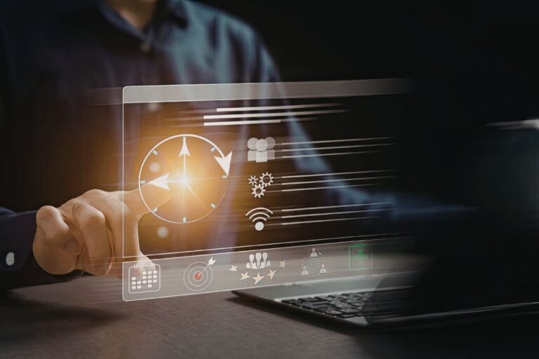 People Save Time and Stay Organised With Simple Tools