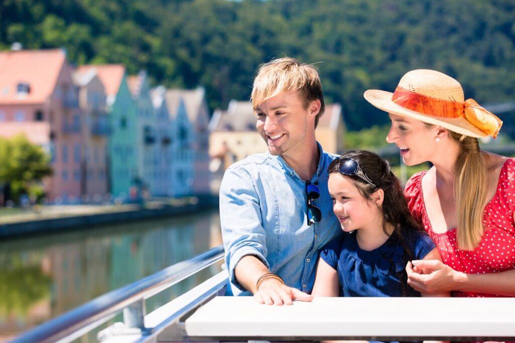 Cambridge Families Plan Their Weekends Around the River